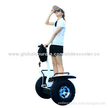 China Cheap Electric Car with Gyroscope